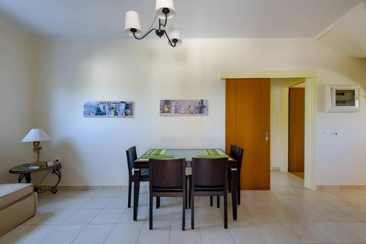 A Casa D'Irene Apartment Mantzavinata Bagian luar foto