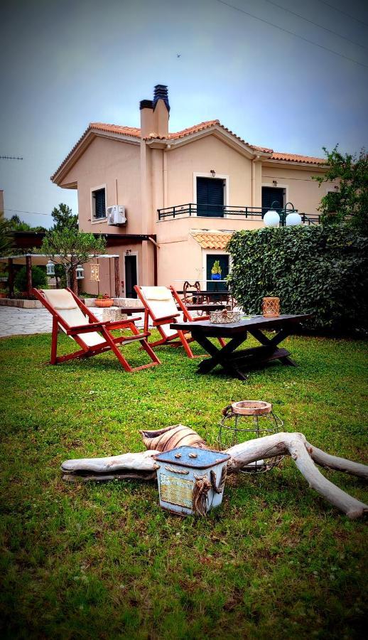 A Casa D'Irene Apartment Mantzavinata Bagian luar foto