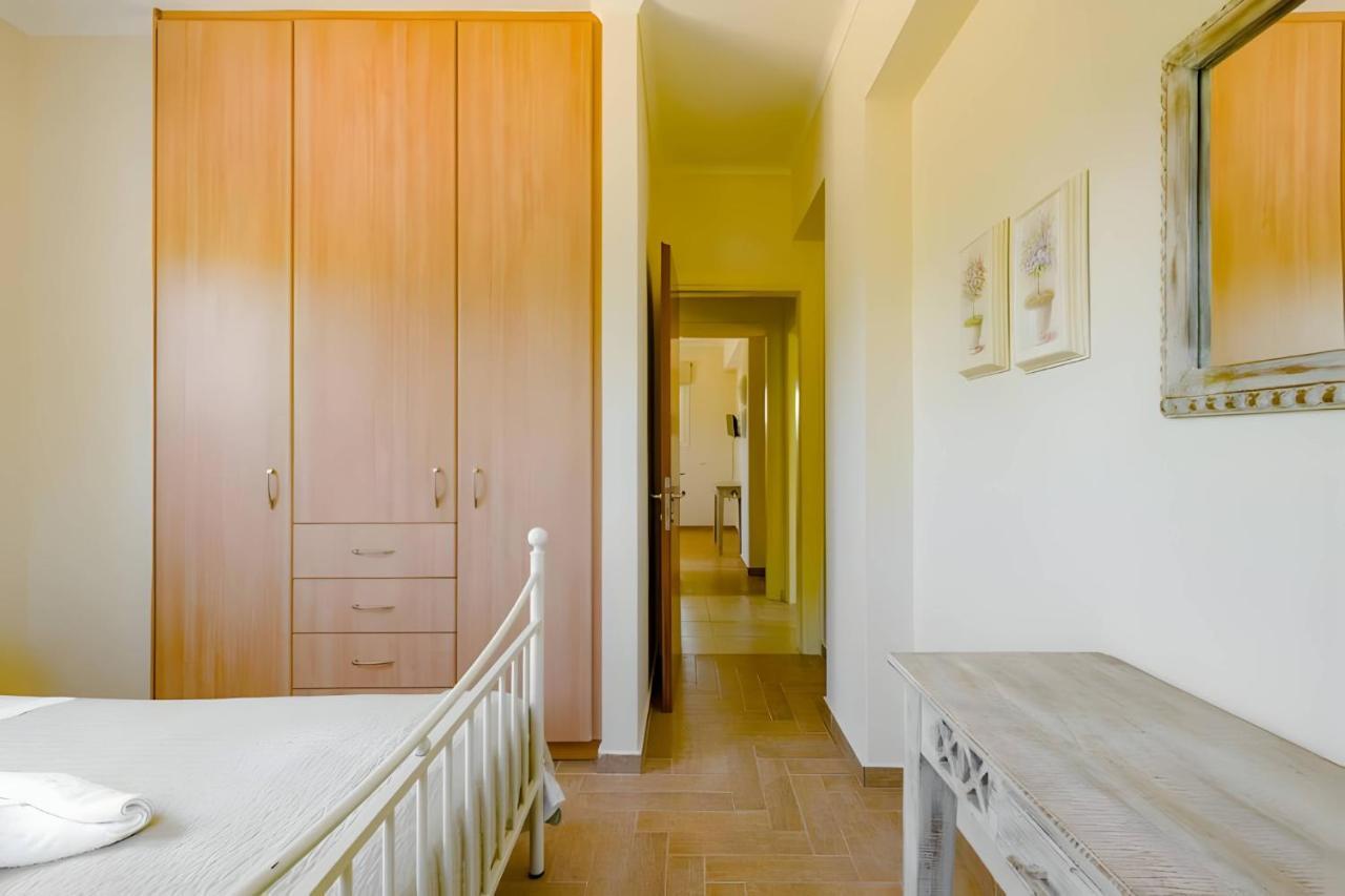 A Casa D'Irene Apartment Mantzavinata Bagian luar foto
