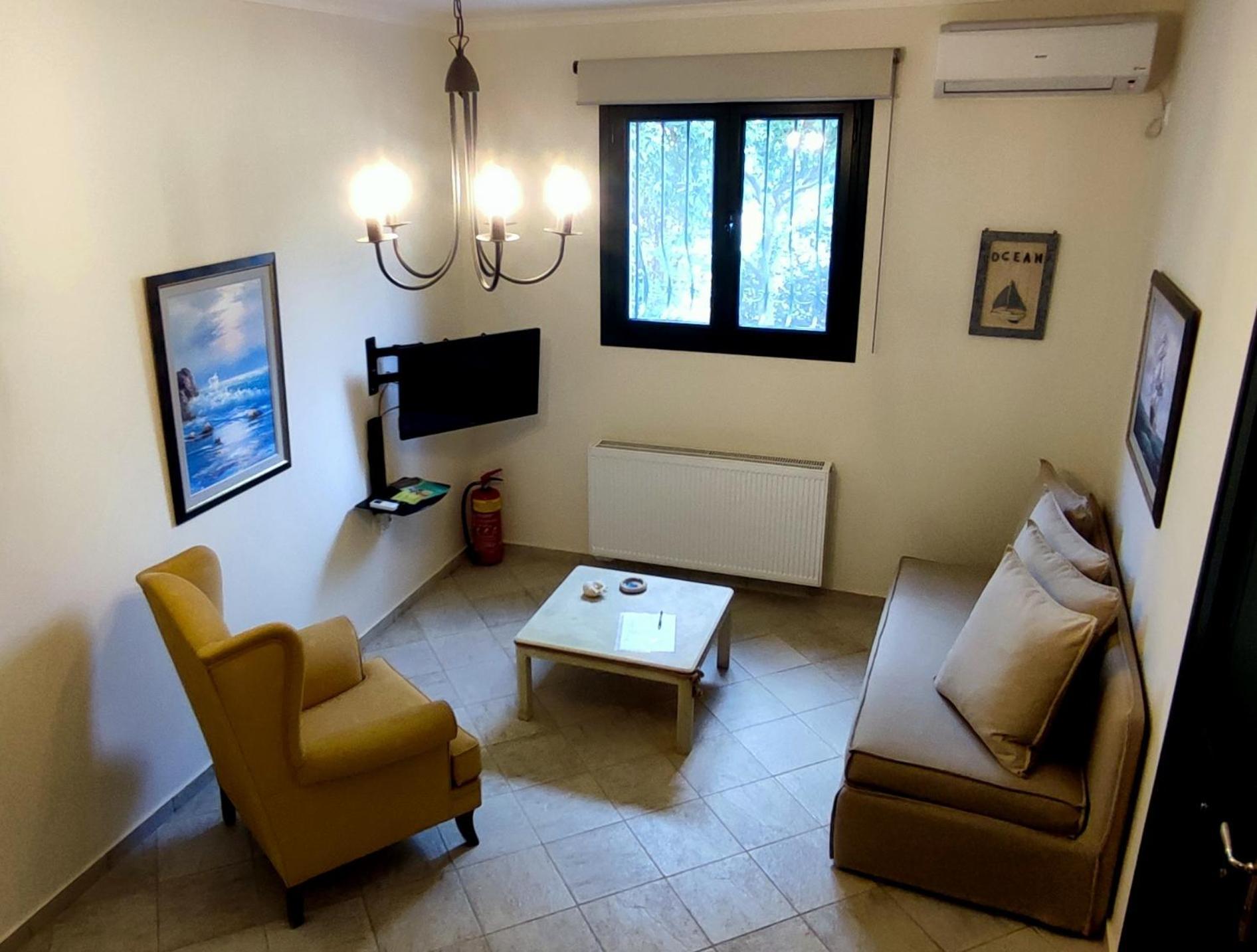 A Casa D'Irene Apartment Mantzavinata Bagian luar foto